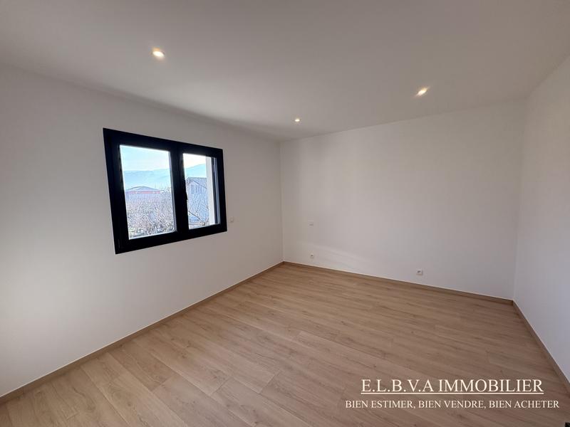 Maison contemporaine - 130 m² - 4 pièces