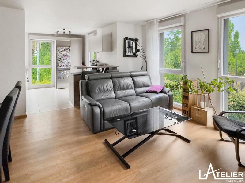 Appartement - 83 m² - 4 pièces