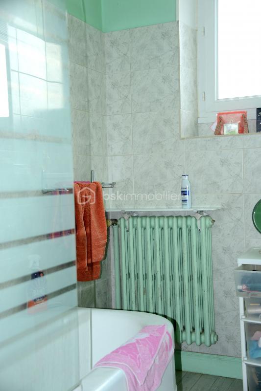 Maison - 206 m² - 6 pièces