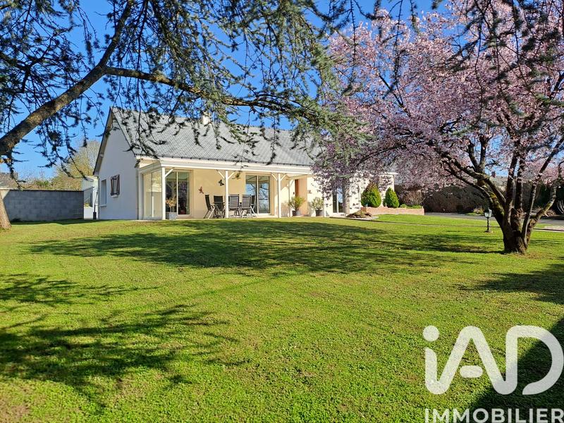 Maison - 140 m² - 8 pièces