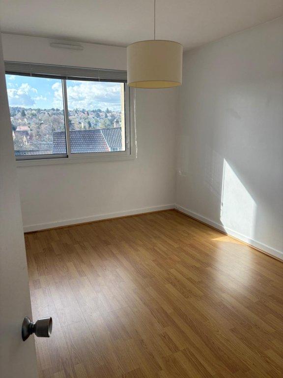 Appartement - 101 m² - 5 pièces