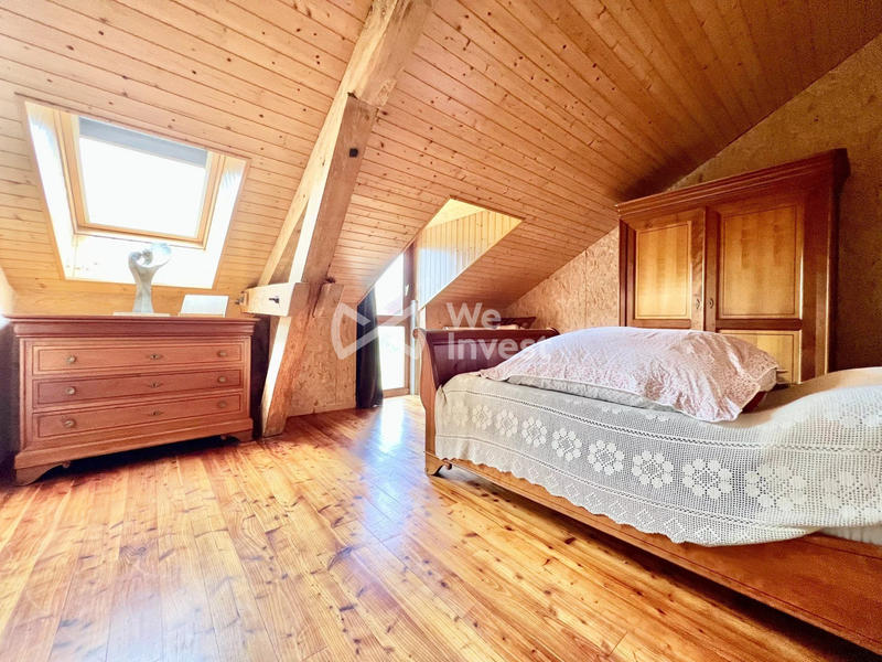 Maison - 262 m² - 14 pièces