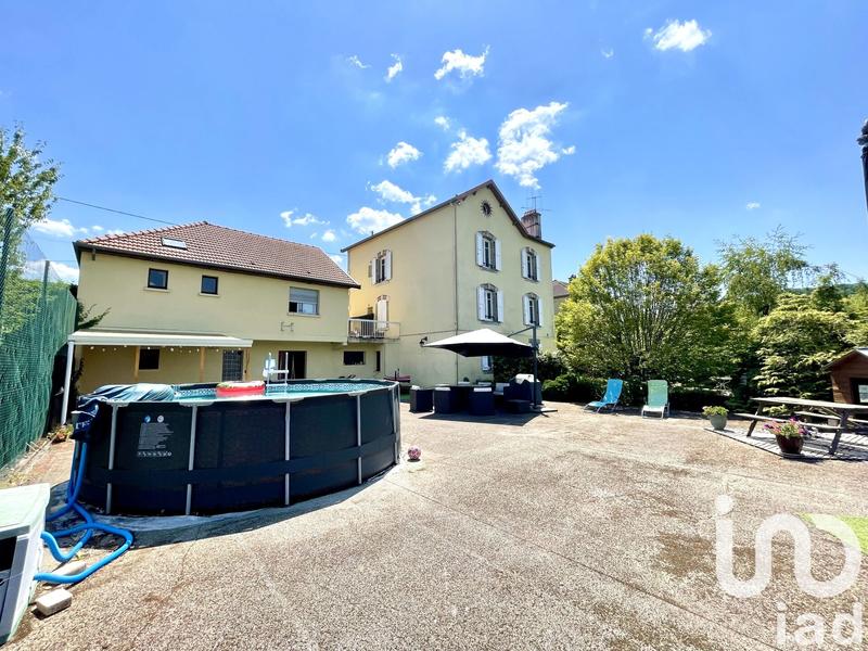 Maison - 189 m² - 9 pièces