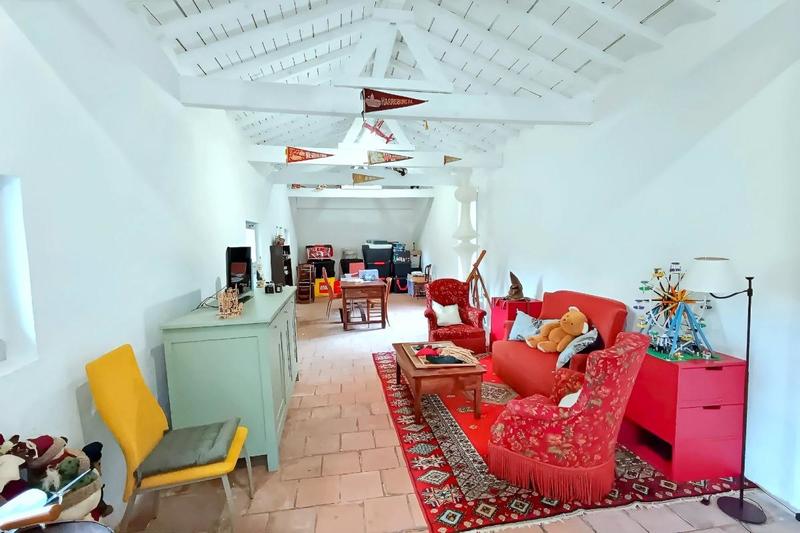 Château - 830 m² - 23 pièces