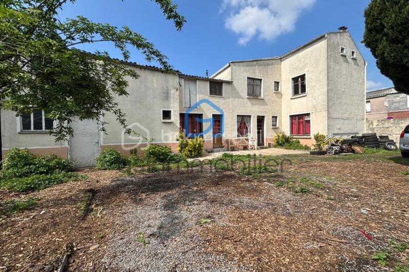 Maison de ville - 130 m² - 7 pièces