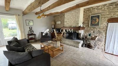 Maison - 93 m² - 5 pièces