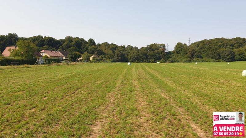 Terrain constructible - 323 m²