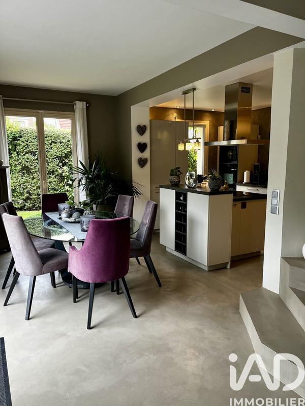 Maison - 176 m² - 7 pièces