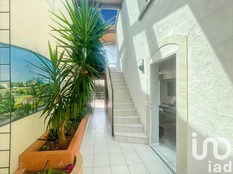 Maison - 176 m² - 8 pièces