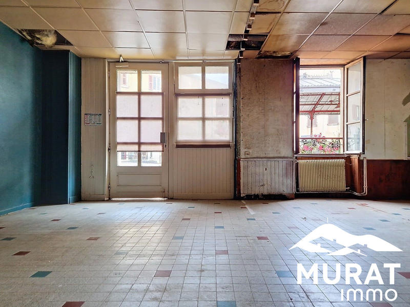 Immeuble - 140 m² - 2 pièces