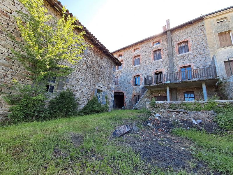 Maison - 250 m² - 11 pièces