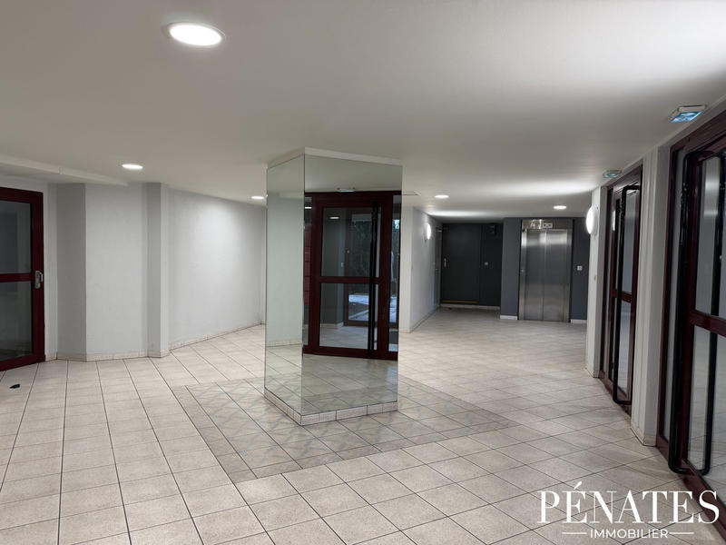 Appartement - 67 m² - 3 pièces