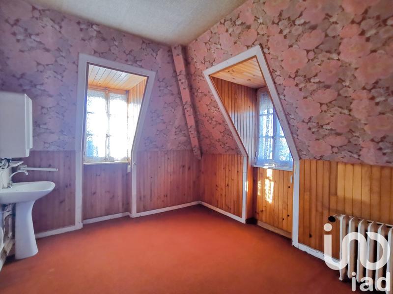 Maison - 187 m² - 8 pièces