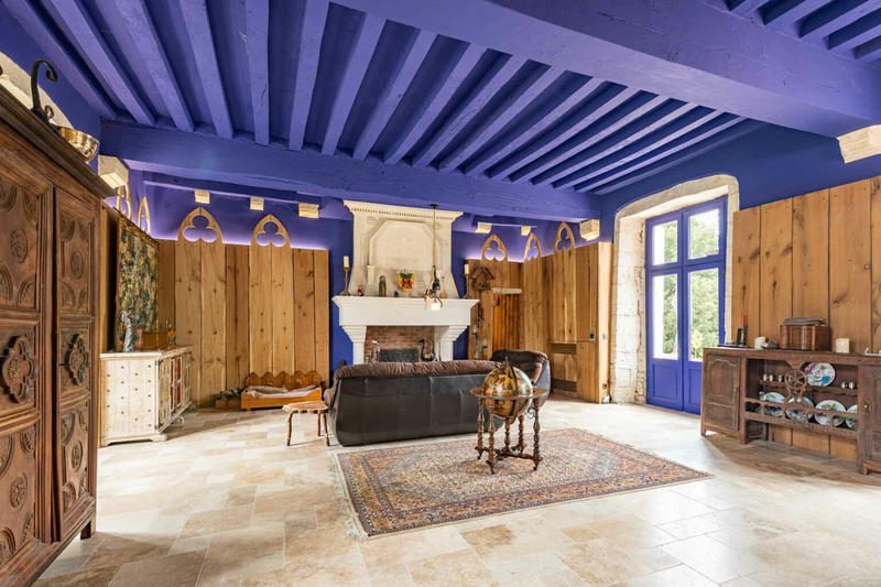 Château - 670 m² - 15 pièces