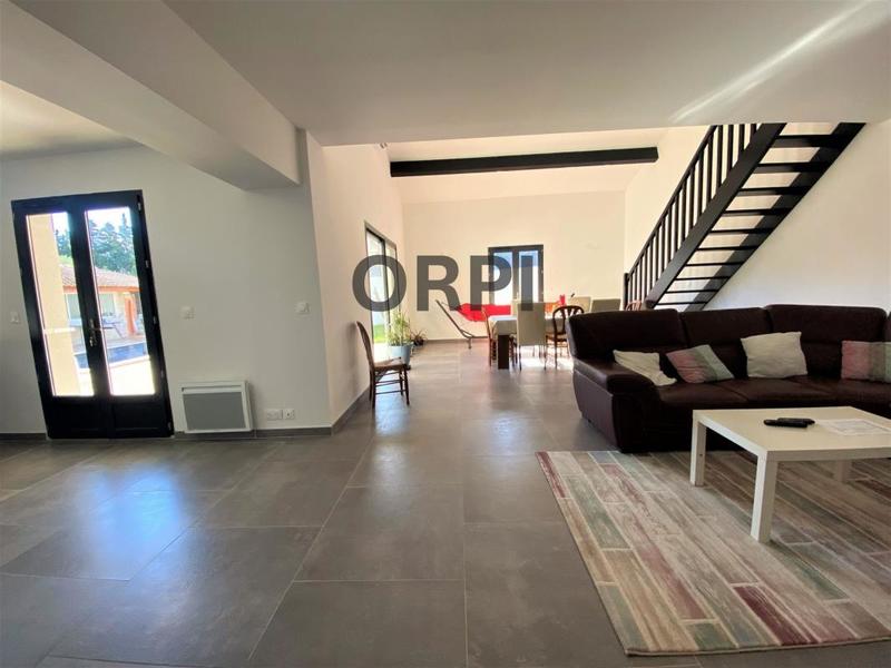 Villa - 161 m² - 5 pièces