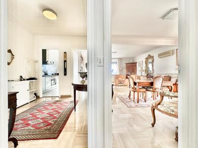 Appartement - 92 m² - 3 pièces