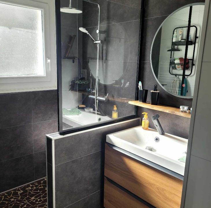 Maison - 105 m² - 4 pièces