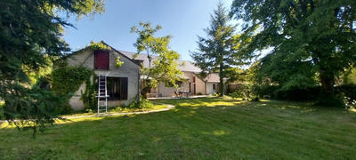 Maison - 194 m² - 10 pièces