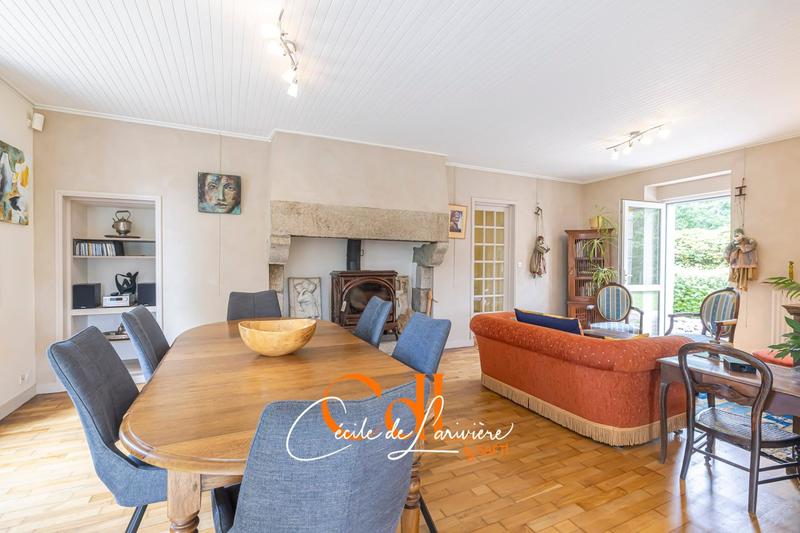 Maison - 223 m² - 8 pièces