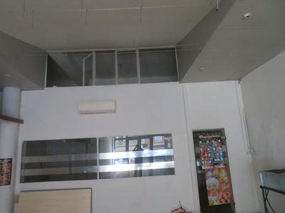 Local commercial - 114 m² - 2 pièces