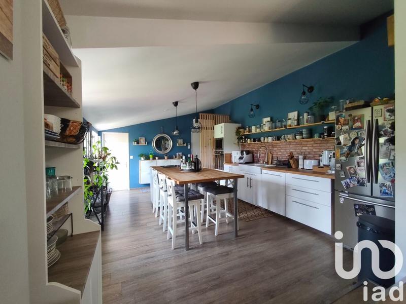 Appartement - 79 m² - 4 pièces