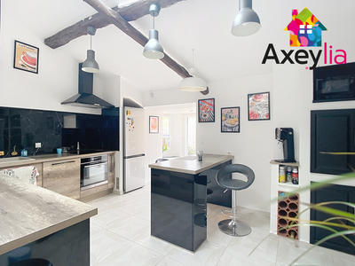 Maison - 90 m² - 4 pièces