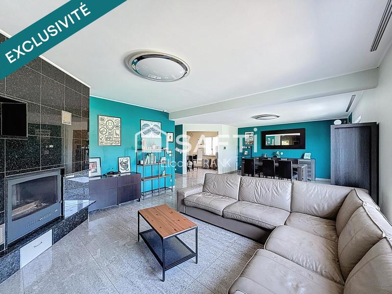 Maison - 259 m² - 9 pièces