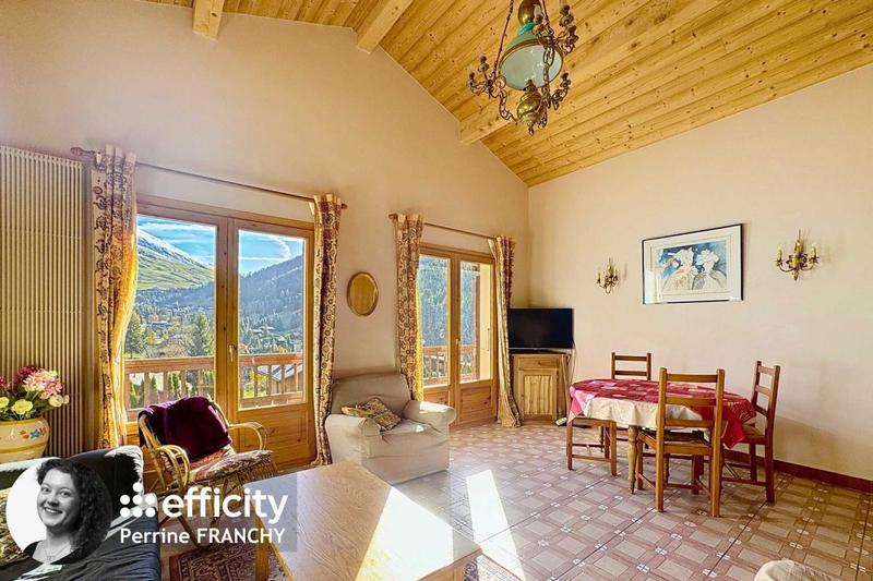 Appartement - 102 m² - 4 pièces