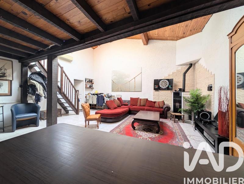 Maison - 200 m² - 7 pièces