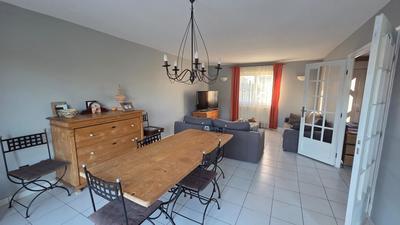 Maison - 102 m² - 6 pièces