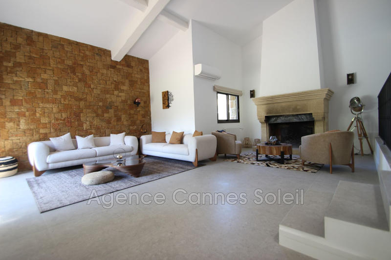 Villa - 165 m² - 6 pièces