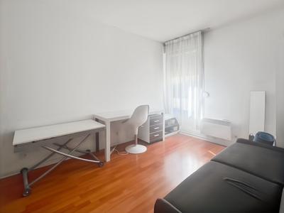 Studio - 18 m² - 1 pièce