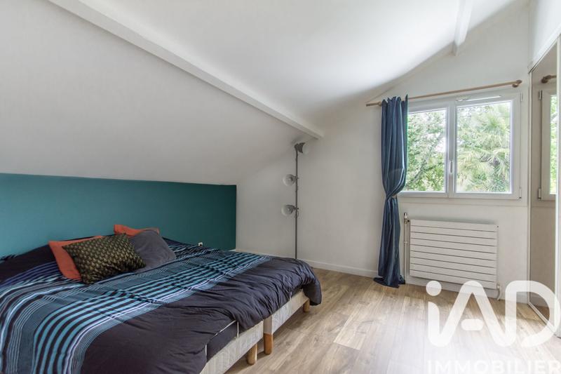 Maison - 194 m² - 10 pièces