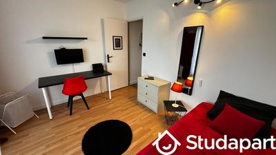 Chambre - 9 m² - 1 pièce