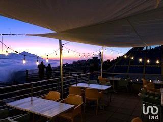 Local commercial - 180 m²