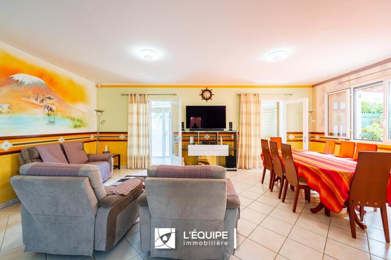 Villa - 187 m² - 6 pièces