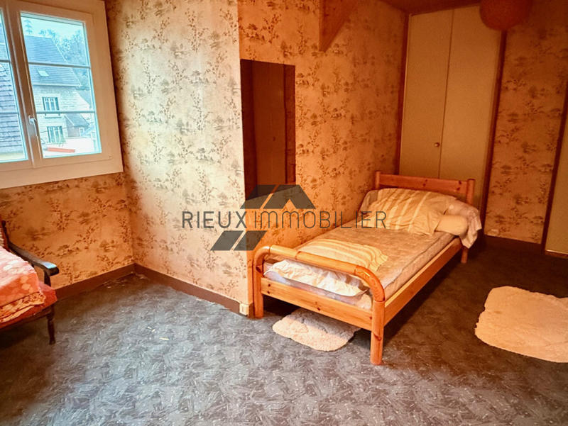 Propriété - 95 m² - 5 pièces