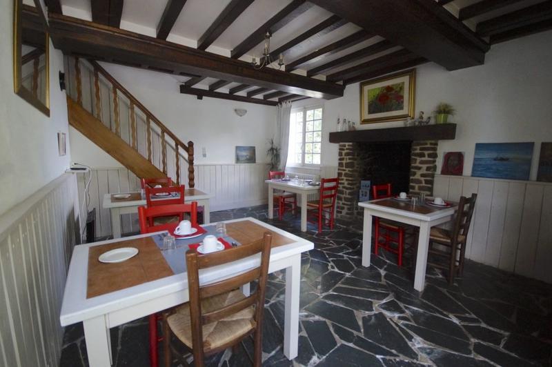 Maison - 302 m² - 13 pièces