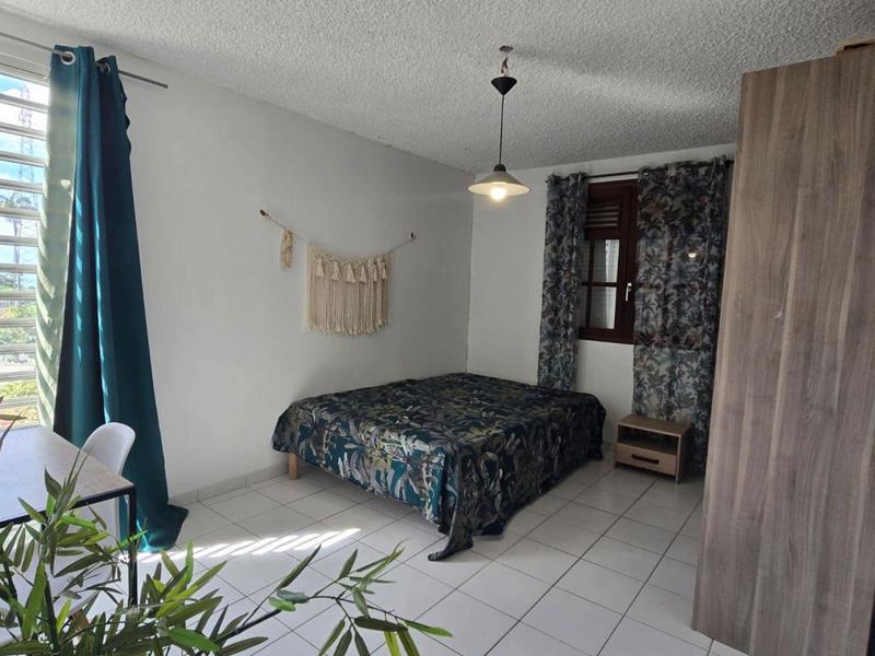 Appartement - 87 m² - 5 pièces