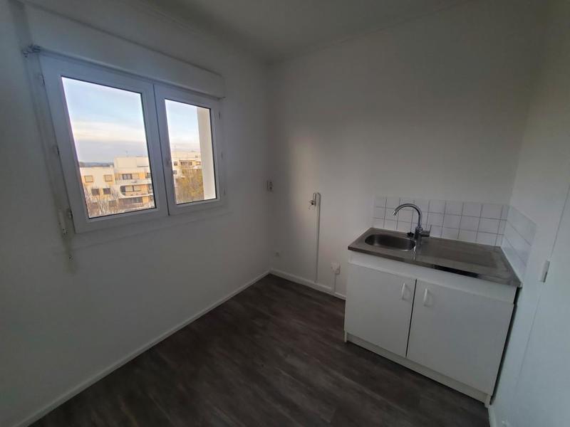 Appartement ancien - 33 m² - 1 pièce