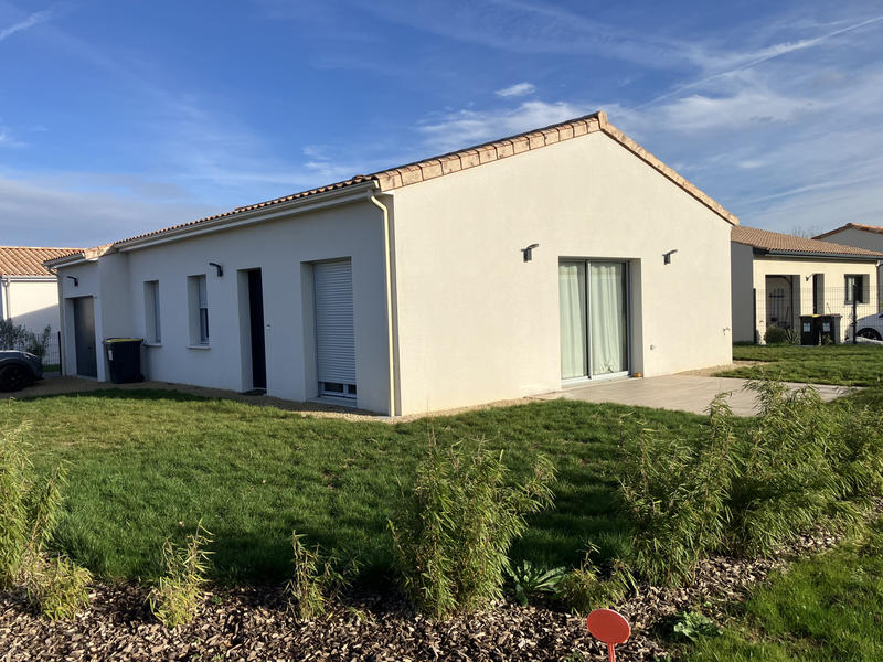 Maison - 91 m² - 4 pièces