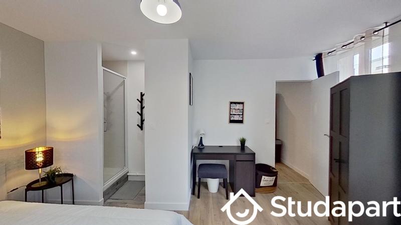 Chambre - 10 m² - 1 pièce