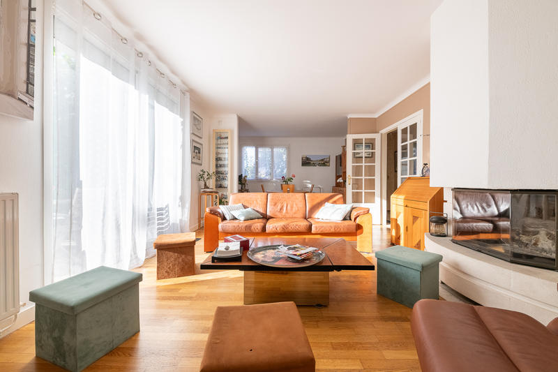 Maison - 145 m² - 8 pièces