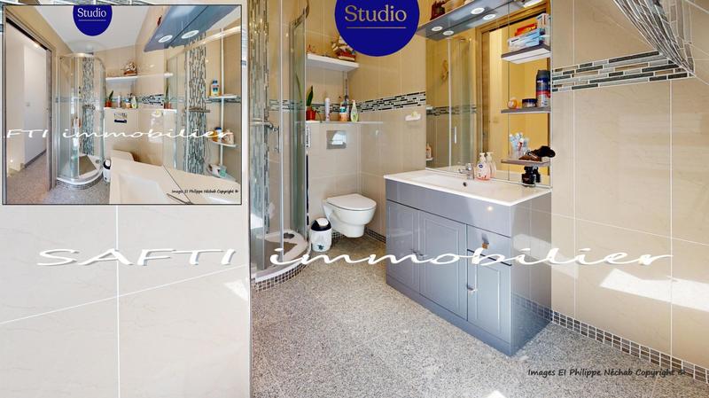 Maison - 164 m² - 8 pièces