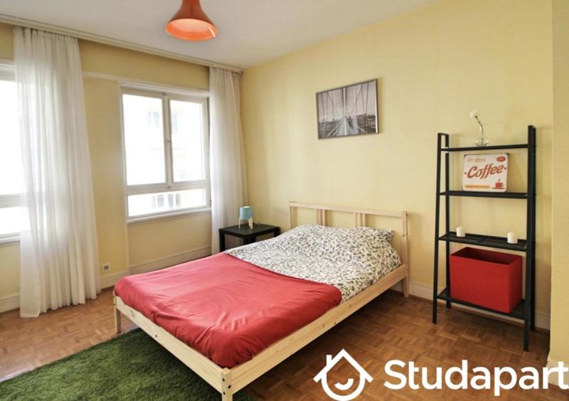 Chambre - 15 m² - 1 pièce