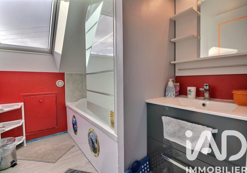 Maison - 103 m² - 7 pièces