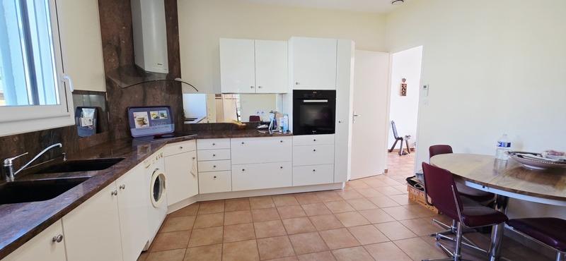 Maison - 143 m² - 4 pièces