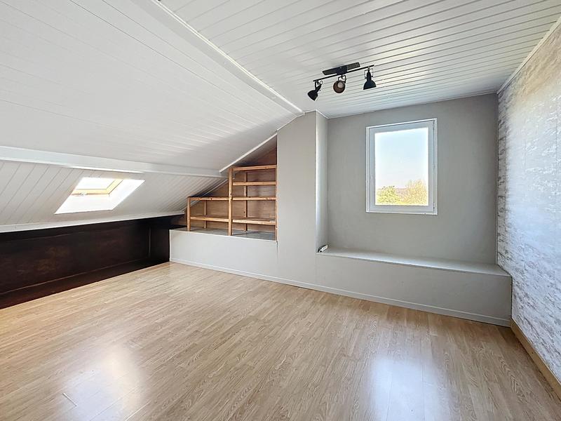 Pavillon - 102 m² - 5 pièces