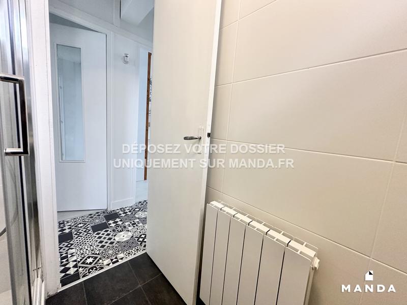 Chambre - 9 m² - 4 pièces