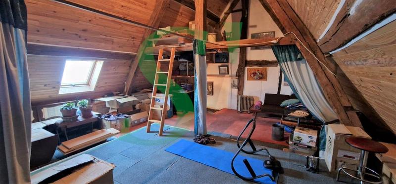 Corps de ferme - 262 m² - 8 pièces